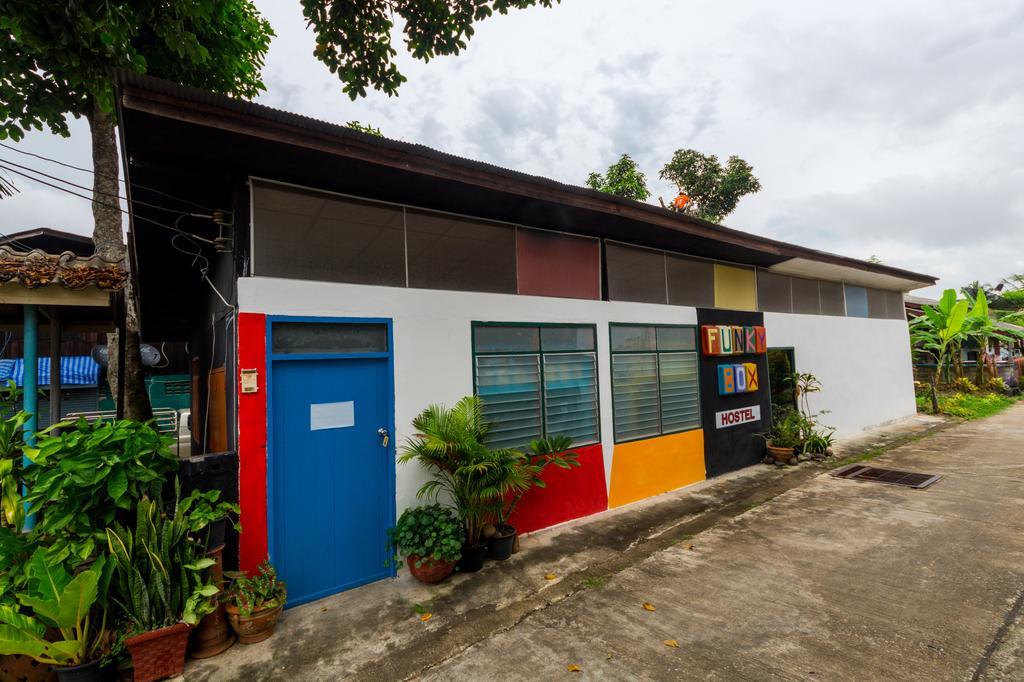 Funky Box Hostel Chiang Khong Room photo