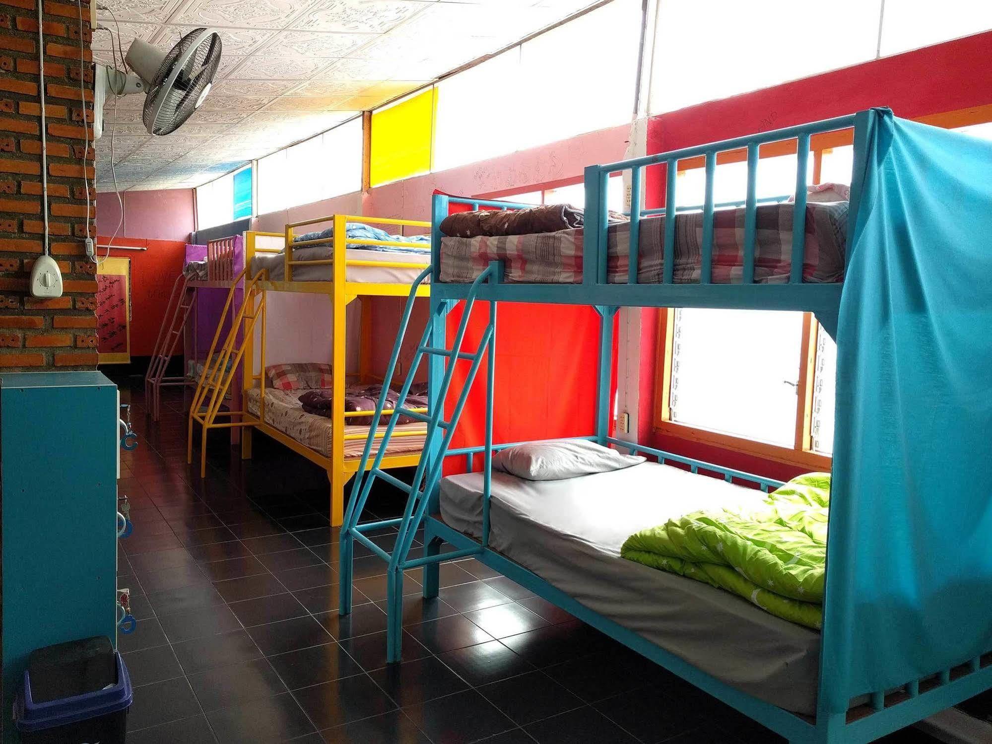 Funky Box Hostel Chiang Khong Exterior photo