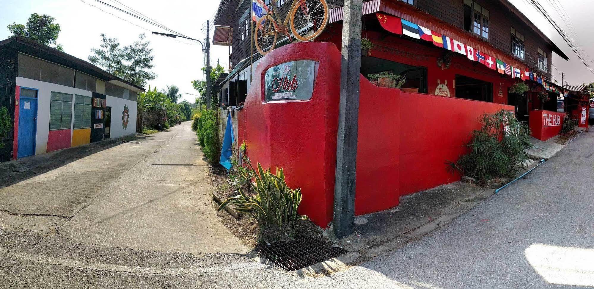 Funky Box Hostel Chiang Khong Exterior photo